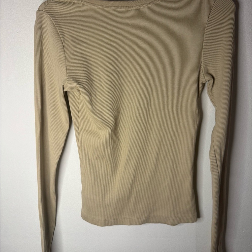Universal Thread Tan Long Sleeve Top - Picture 2 of 5